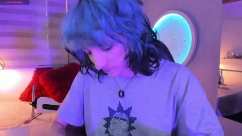 Allison  online show from 06-01-26, 08:43