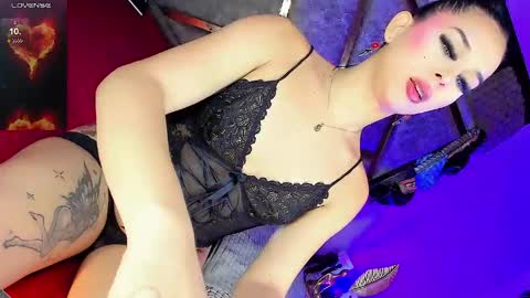 Gia Ferrara online show from 06-05-26, 06:52