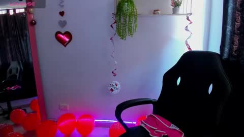 giaaaa   online show from 02-15-25, 02:11