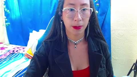 Snapshot of gia_leinn chatting on 06-16-26, 04:20 Gia online show from 06-16-26, 04:20