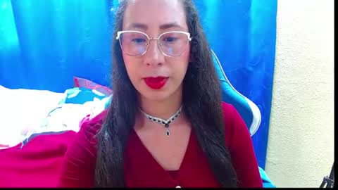 Snapshot of gia_leinn chatting on 07-17-26, 03:29 Gia online show from 07-17-26, 03:29