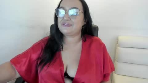 nahomi online show from 01-17-25, 03:12