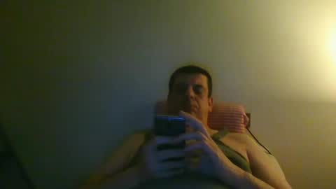 Snapshot of giaco1982 chatting on 02-08-25, 06:43 samuel online show from 02-08-25, 06:43