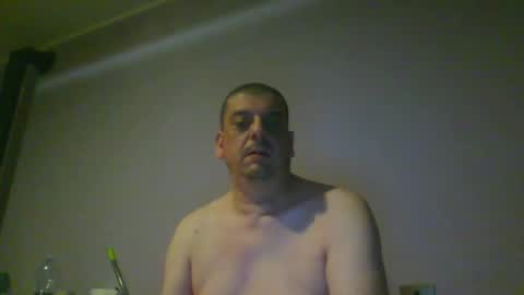 Snapshot of giaco1982 chatting on 09-21-25, 05:25 samuel online show from 09-21-25, 05:25