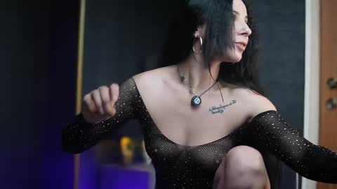  Gia  online show from 12-02-25, 09:10