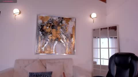 Gia Ferrera online show from 12-19-25, 07:10