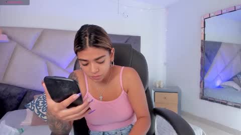 Gia  online show from 03-20-26, 02:44