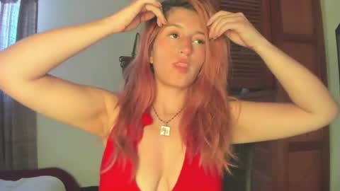 Snapshot of giaroussel chatting on 07-06-26, 03:14 GiaRoussel online show from 07-06-26, 03:14