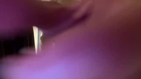 Snapshot of gibson4477 chatting on 01-12-26, 12:27 gibson4477 online show from 01-12-26, 12:27