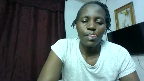 Snapshot of gift2030 chatting on 10-08-25, 04:26 gift2030 online show from 10-08-25, 04:26