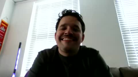 Snapshot of gigagrin chatting on 03-07-25, 06:43 SmilingGoof online show from 03-07-25, 06:43