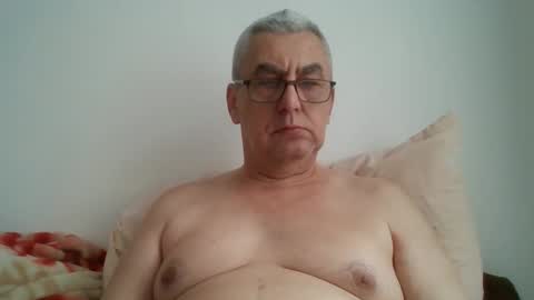 gigi1970 online show from 05-10-26, 10:42