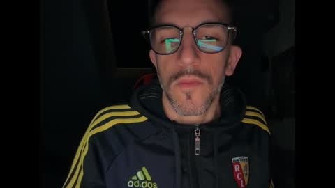 Gigi online show from 03-28-26, 04:23