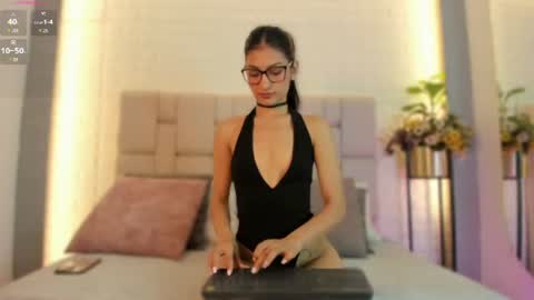 Snapshot of gigi_rosee chatting on 07-06-26, 11:51 gigi_rosee online show from 07-06-26, 11:51