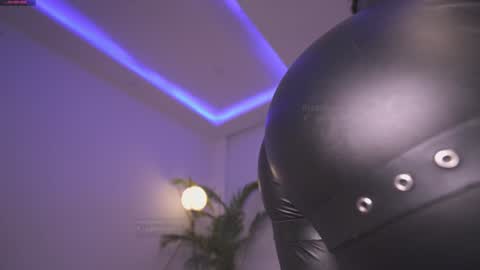 Snapshot of gigi_ulala chatting on 01-25-25, 11:13 80 off in my OF gigipriv  online show from 01-25-25, 11:13