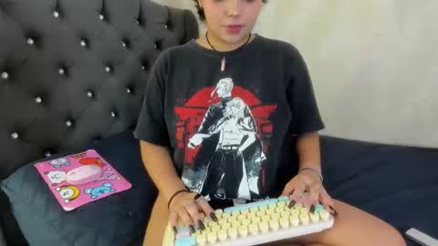 Gigi online show from 12-18-25, 07:14