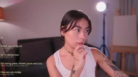 Snapshot of gigilee_ chatting on 07-19-26, 12:42 GIGI online show from 07-19-26, 12:42