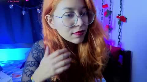 gigimooon online show from 06-07-26, 10:57