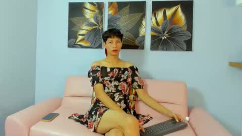 gigy___ online show from 10-17-25, 12:41