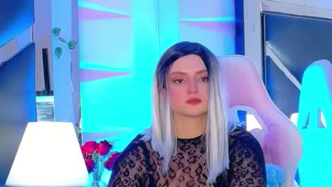 Snapshot of giigii_hadid chatting on 02-21-26, 09:27 Giigii online show from 02-21-26, 09:27