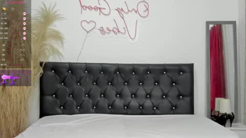 Snapshot of giiny_ chatting on 01-04-25, 09:09 pamela online show from 01-04-25, 09:09
