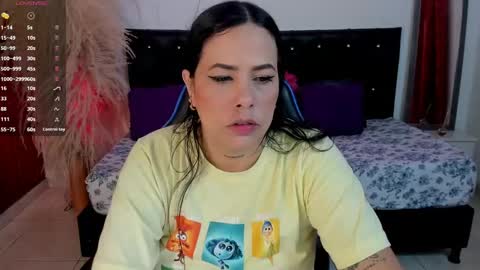 Snapshot of giiny_ chatting on 02-25-25, 12:03 pamela online show from 02-25-25, 12:03