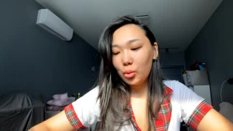 Agatha online show from 03-06-26, 01:46