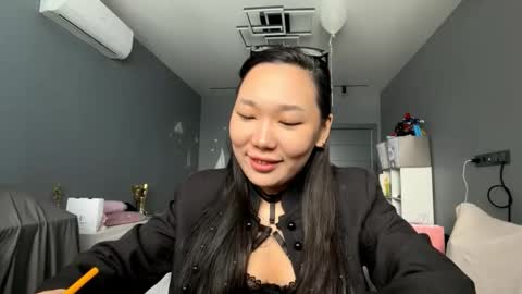 Agatha online show from 03-20-26, 03:22