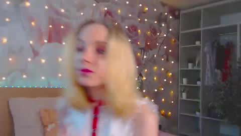 Gina online show from 12-15-24, 05:23
