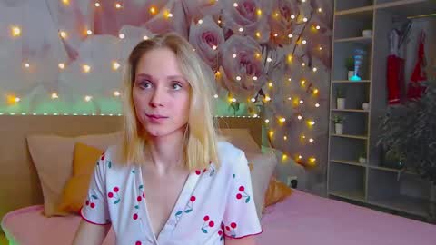 Gina online show from 12-16-24, 02:27