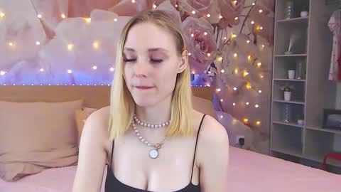 Gina online show from 01-17-25, 01:35