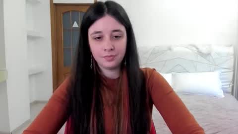 Snapshot of ginablum chatting on 05-03-26, 09:04 Kate online show from 05-03-26, 09:04