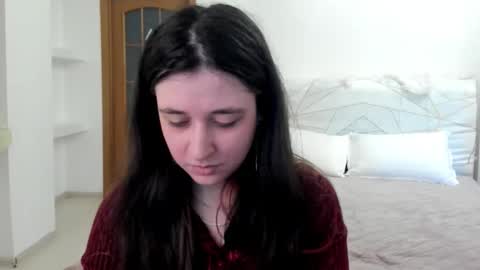 Snapshot of ginablum chatting on 05-06-26, 09:14 Kate online show from 05-06-26, 09:14