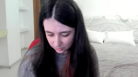 Snapshot of ginablum chatting on 05-12-26, 09:06 Kate online show from 05-12-26, 09:06