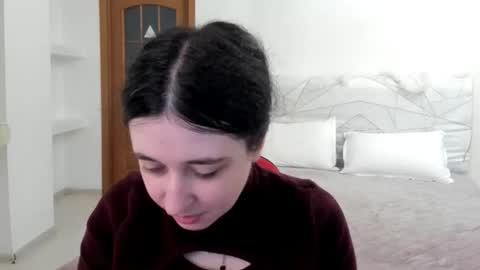 Snapshot of ginablum chatting on 05-20-26, 07:58 Kate online show from 05-20-26, 07:58