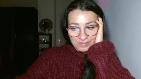 GinaONeon online show from 01-16-25, 10:34