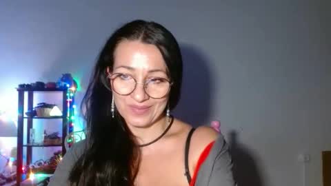 GinaONeon online show from 10-20-25, 07:03