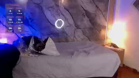 Ginebra online show from 03-25-26, 01:06