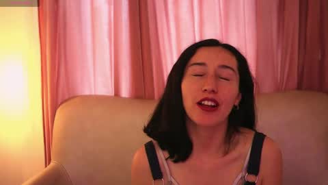Snapshot of ginevra_esposito chatting on 05-30-26, 01:08 Ginn online show from 05-30-26, 01:08