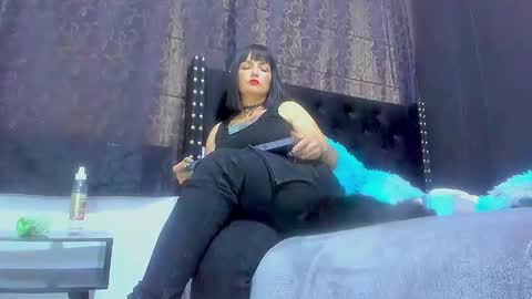 Miss online show from 10-21-25, 09:04