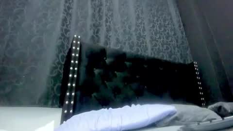 Miss online show from 11-26-25, 11:06