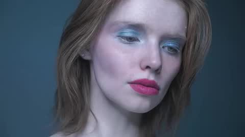        im expecting 350 thumbs up on my altar   online show from 10-29-25, 10:22