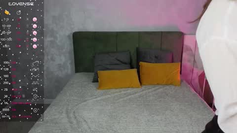 Snapshot of ginger_kristin chatting on 02-12-26, 01:33 Ginger online show from 02-12-26, 01:33