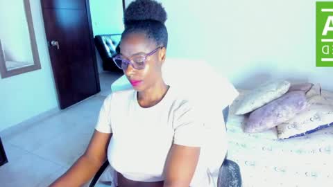 Snapshot of ginger_smil chatting on 05-01-26, 12:43 Diana online show from 05-01-26, 12:43