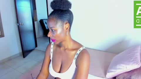 Snapshot of ginger_smil chatting on 05-14-26, 12:23 Diana online show from 05-14-26, 12:23