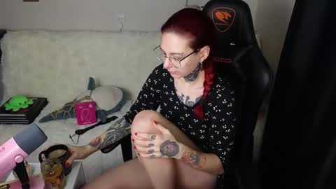 Ginger online show from 11-10-25, 05:06