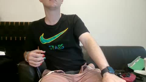 Snapshot of gingerbreaddan chatting on 12-27-24, 09:28 GingerbreadDan online show from 12-27-24, 09:28