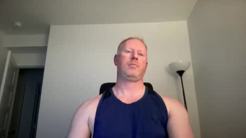 Snapshot of gingermtl chatting on 11-04-25, 12:43 WetGingerMTL online show from 11-04-25, 12:43