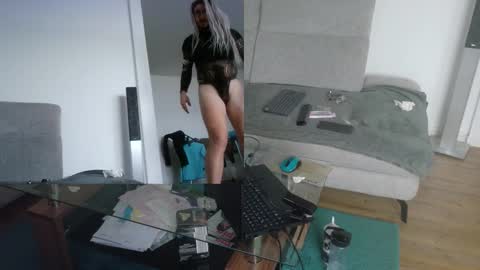 GingerPink online show from 01-12-26, 07:57