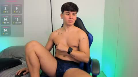 Snapshot of gingertwink_n chatting on 06-19-26, 12:15 Josh Mills online show from 06-19-26, 12:15